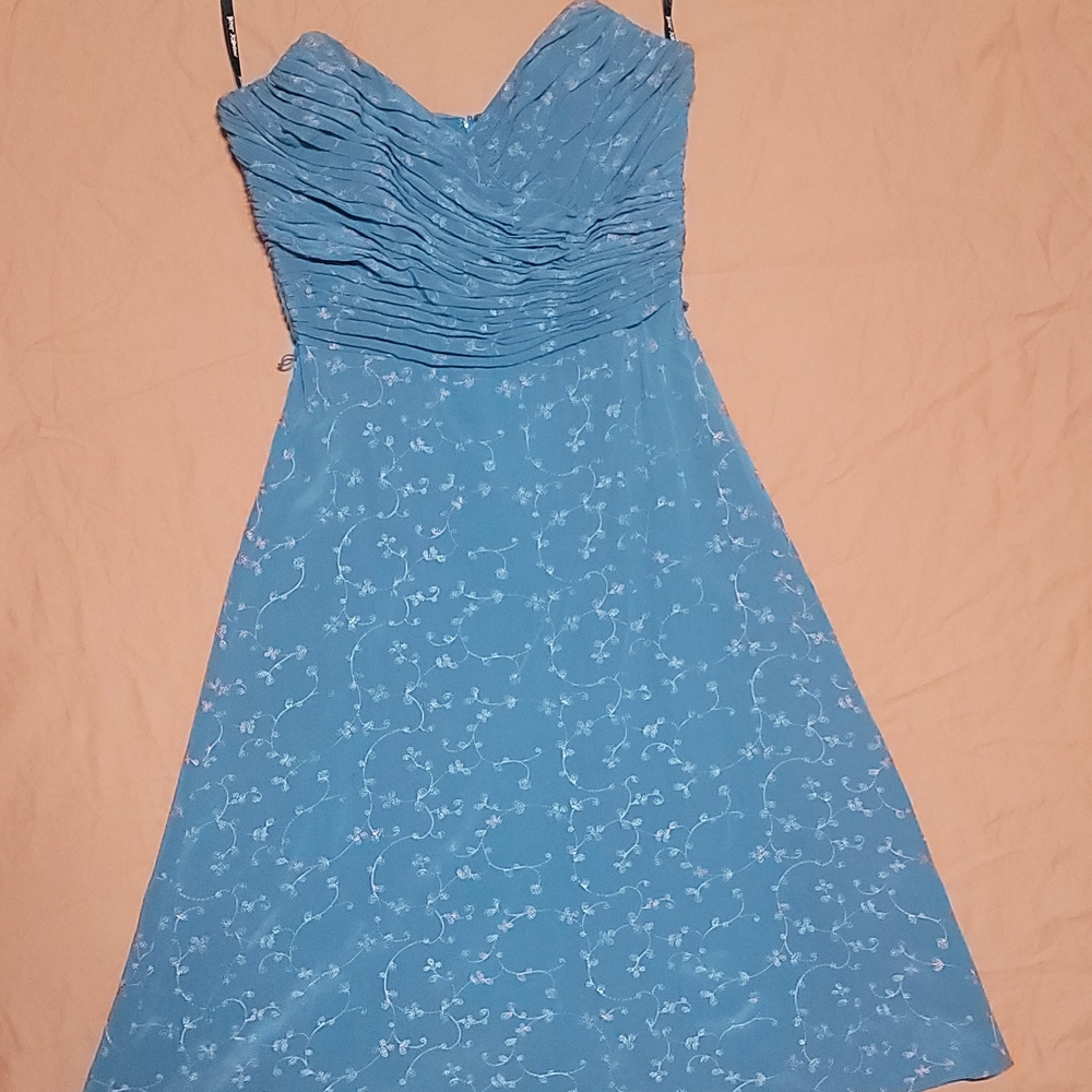 Elegant Blue Floral Dress